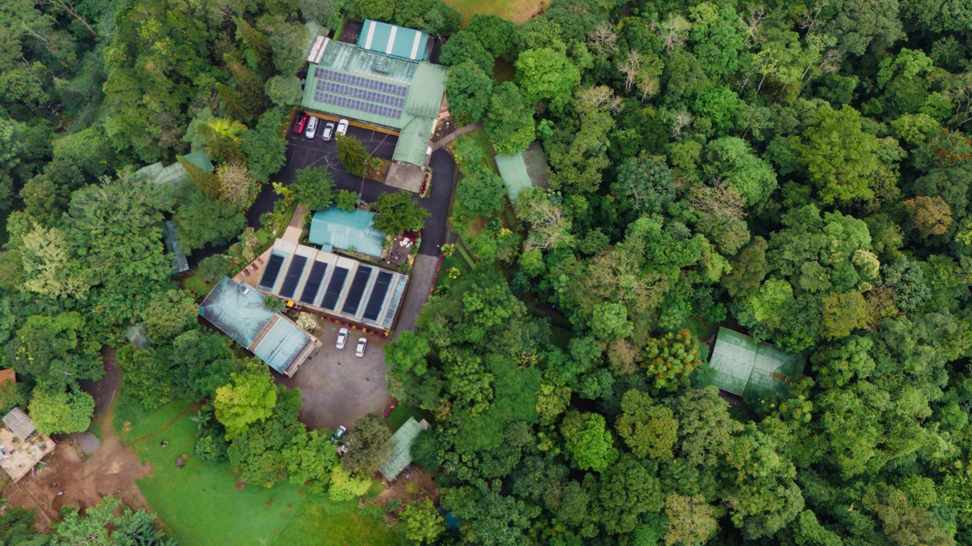 Avita Lodge Quesada  Buitenkant foto