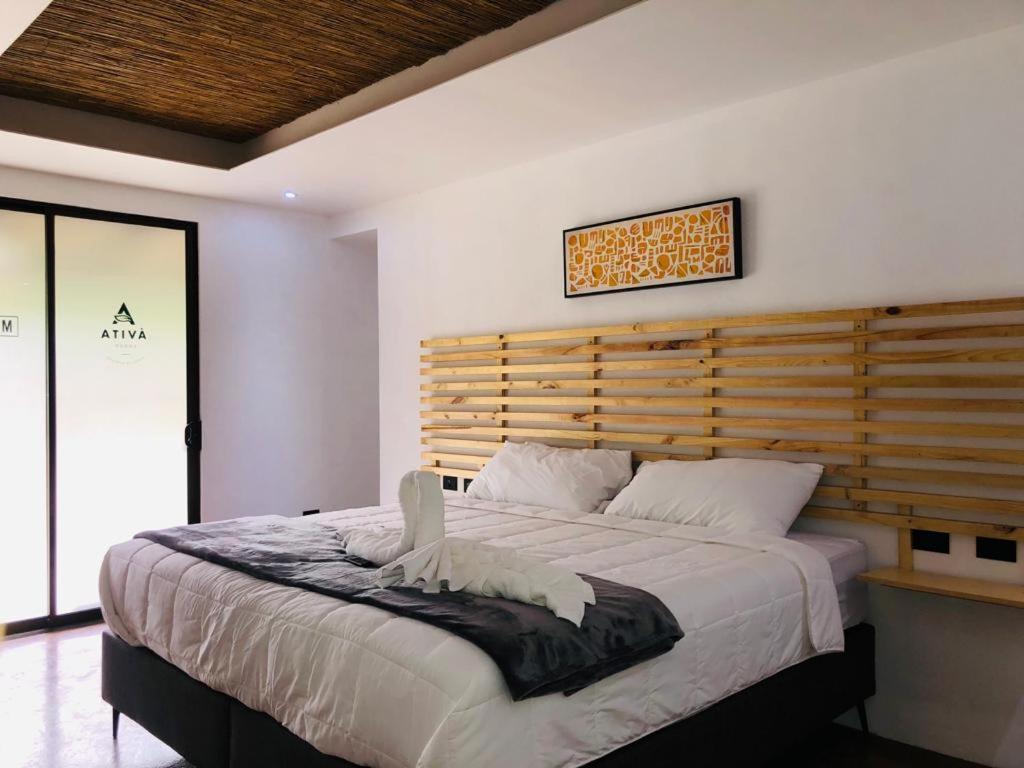Avita Lodge Quesada  Buitenkant foto