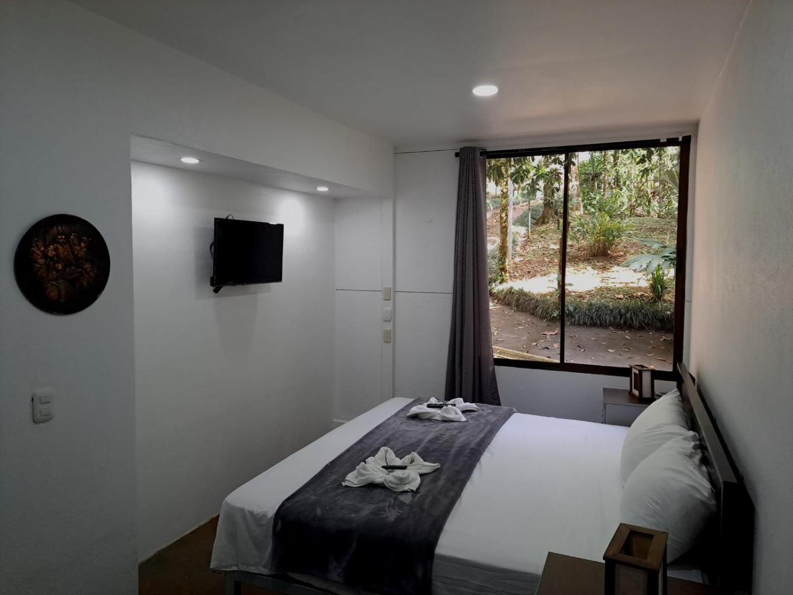 Avita Lodge Quesada  Buitenkant foto