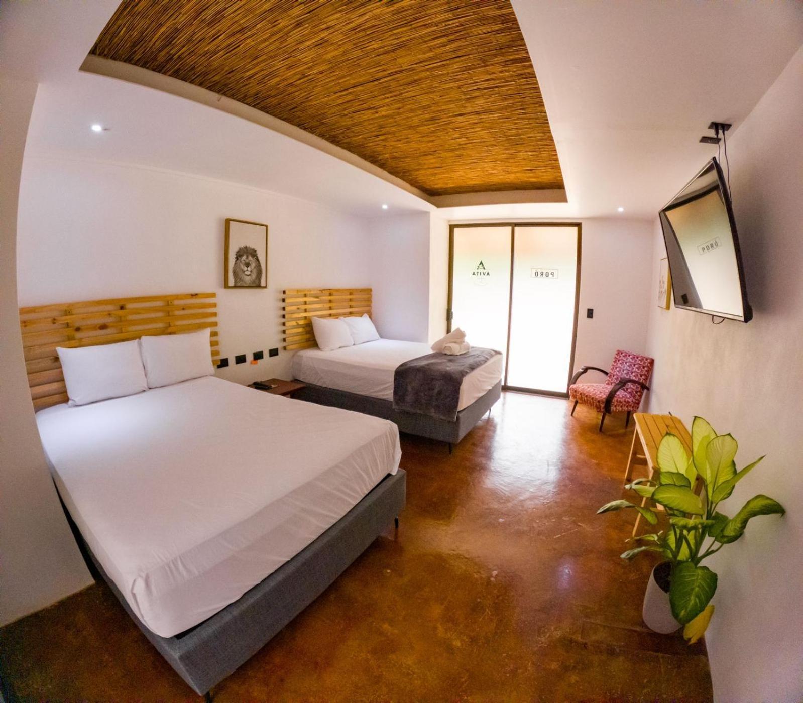 Avita Lodge Quesada  Buitenkant foto